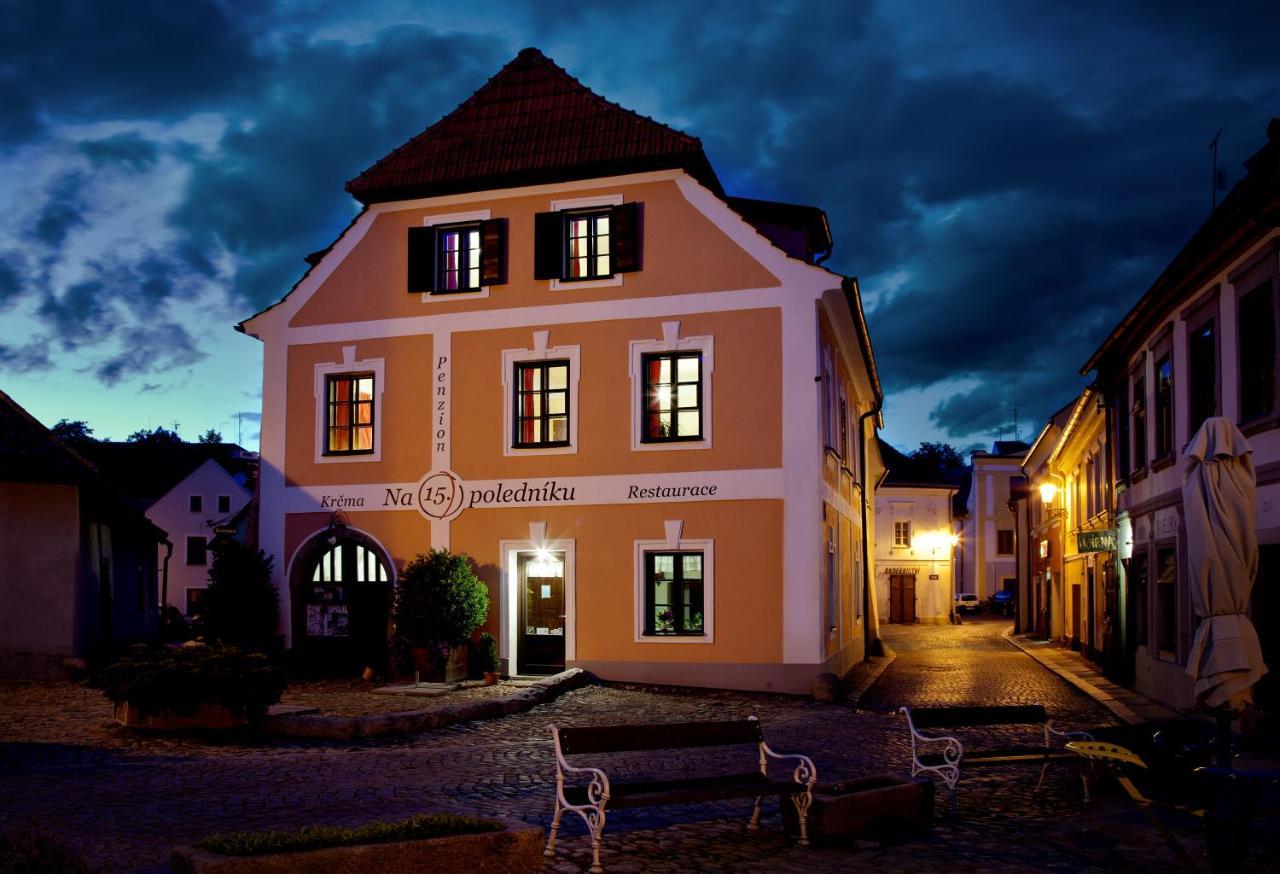 Penzion Na 15. Poledniku Hotel Jindřichův Hradec Buitenkant foto