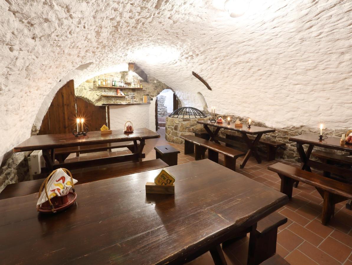 Penzion Na 15. Poledniku Hotel Jindřichův Hradec Buitenkant foto