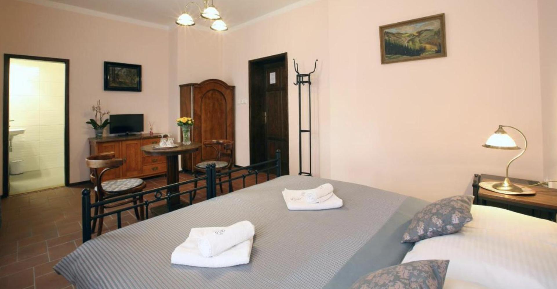 Penzion Na 15. Poledniku Hotel Jindřichův Hradec Buitenkant foto